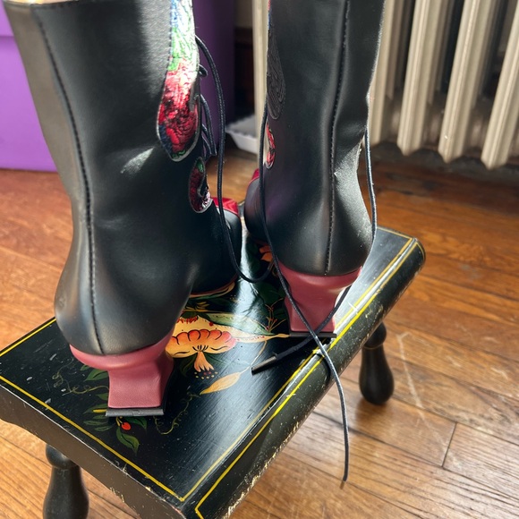 John Fluevog Black and Red Heels - Picture 6 of 9